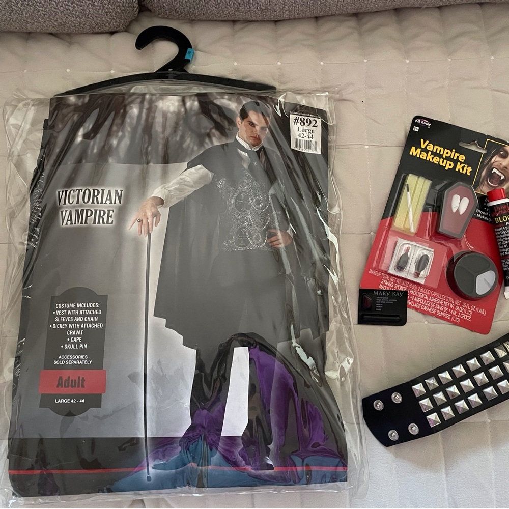 Victorian Vampire Adult Costume by California Costume w/ makeup kit - sz Large